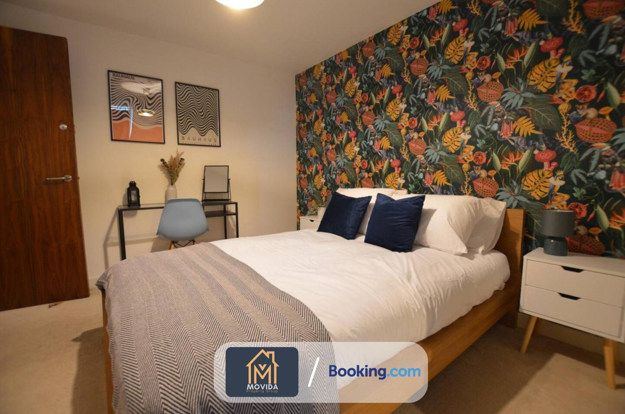 Lgi Stunning 1 Bedroom By Movida Group Short Lets & Serviced Apartment *