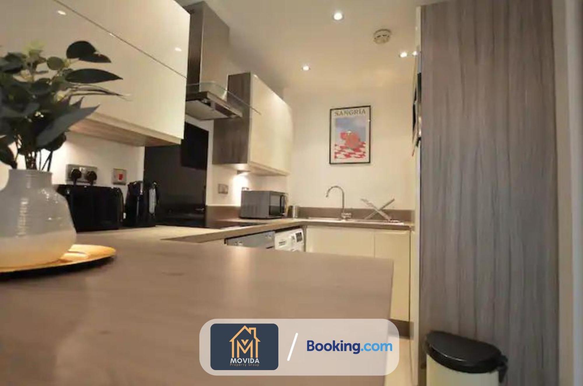 Lgi Stunning 1 Bedroom By Movida Group Short Lets & Serviced * Leeds (West Yorkshire)
